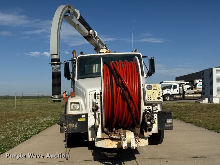 image for item MX9246 2001 Freightliner FL80 sewer jetter truck