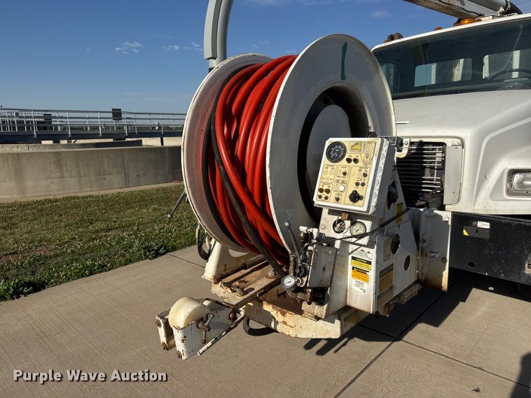 image for item MX9246 2001 Freightliner FL80 sewer jetter truck
