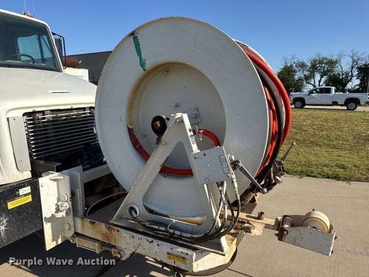 image for item MX9246 2001 Freightliner FL80 sewer jetter truck
