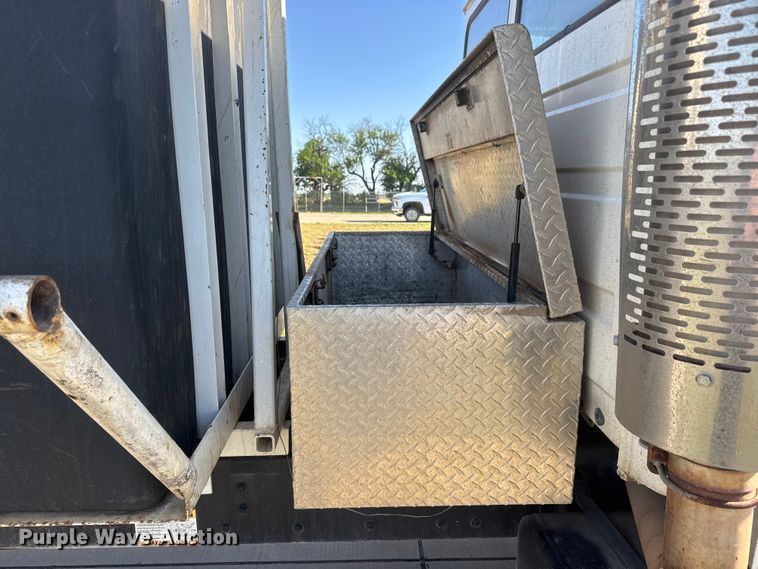 image for item MX9246 2001 Freightliner FL80 sewer jetter truck