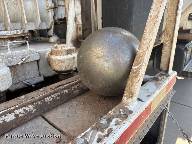 image for item MX9246 2001 Freightliner FL80 sewer jetter truck