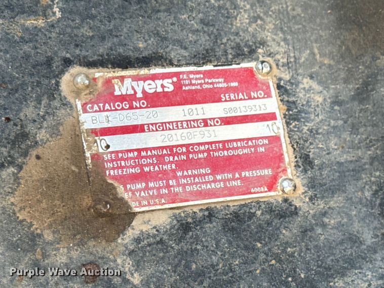 image for item MX9246 2001 Freightliner FL80 sewer jetter truck