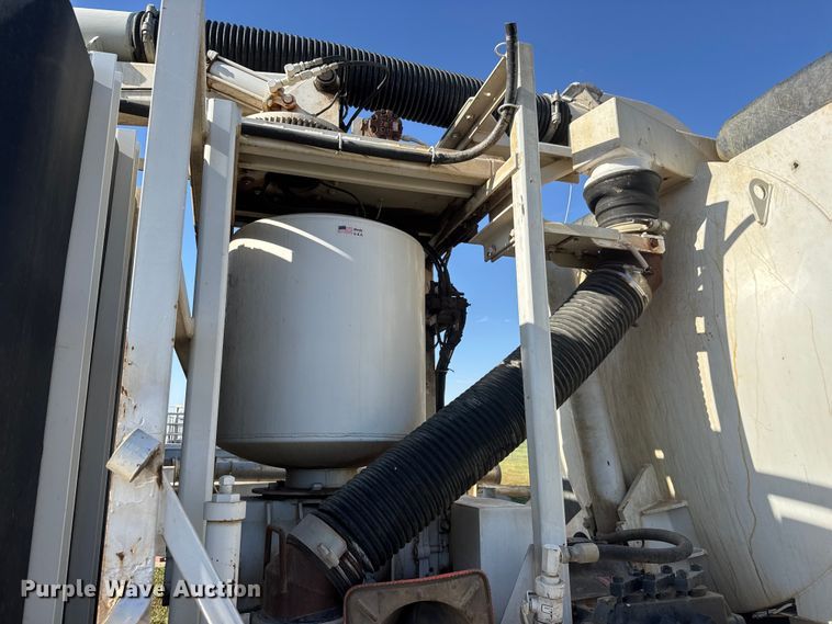 image for item MX9246 2001 Freightliner FL80 sewer jetter truck