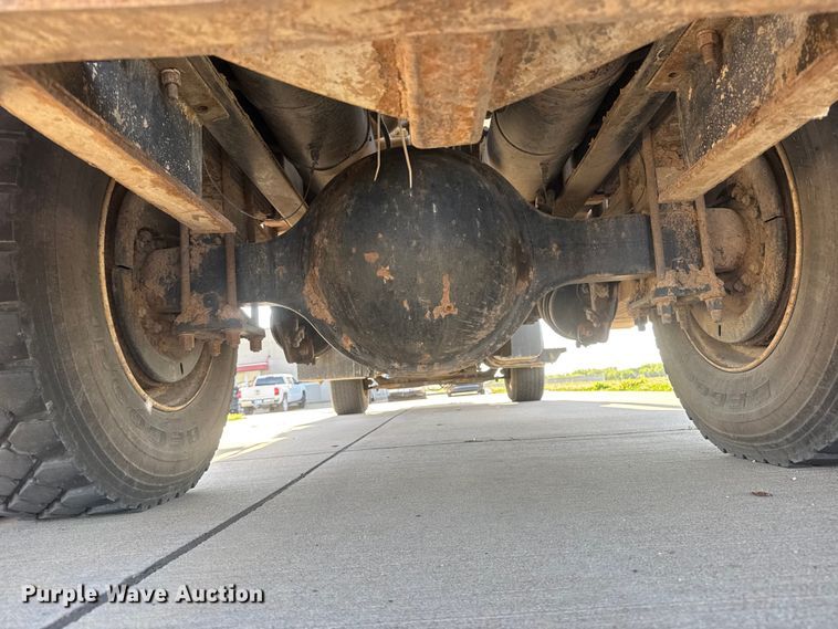 image for item MX9246 2001 Freightliner FL80 sewer jetter truck