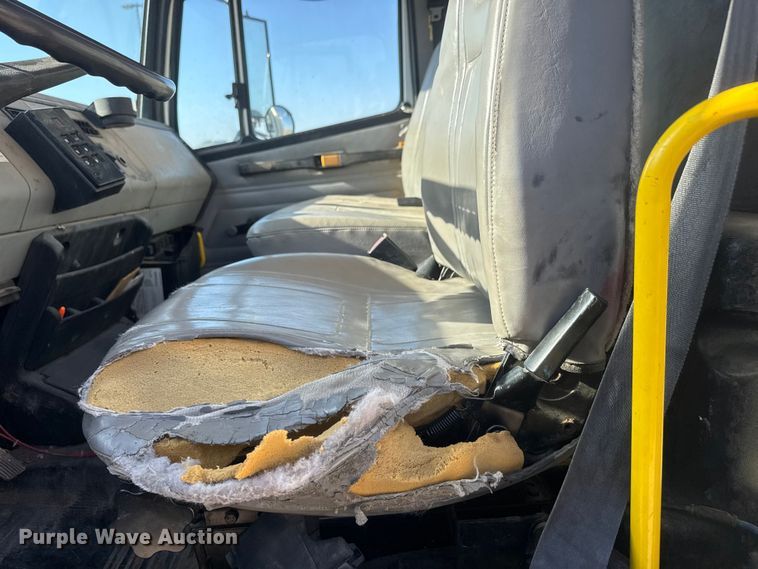 image for item MX9246 2001 Freightliner FL80 sewer jetter truck
