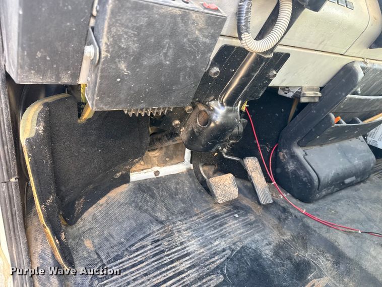 image for item MX9246 2001 Freightliner FL80 sewer jetter truck