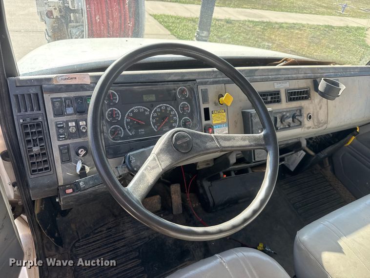 image for item MX9246 2001 Freightliner FL80 sewer jetter truck