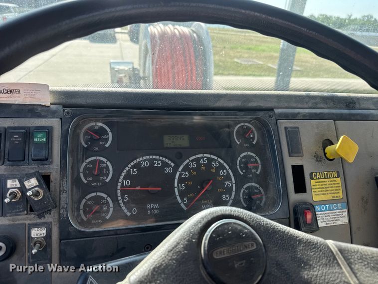 image for item MX9246 2001 Freightliner FL80 sewer jetter truck