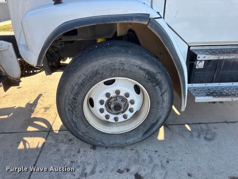 image for item MX9246 2001 Freightliner FL80 sewer jetter truck