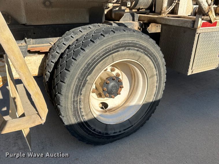 image for item MX9246 2001 Freightliner FL80 sewer jetter truck