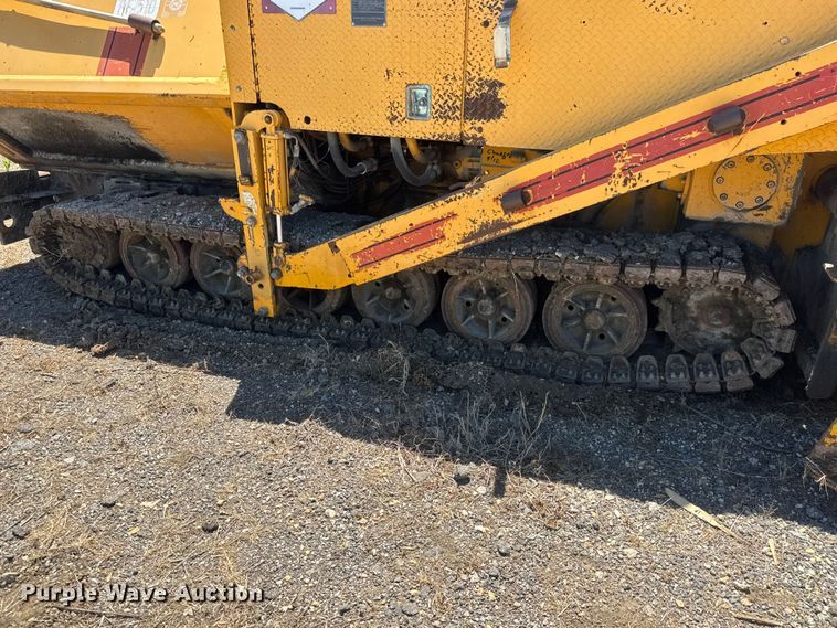 image for item MX9249 1995 Blaw Knox PF510 paver