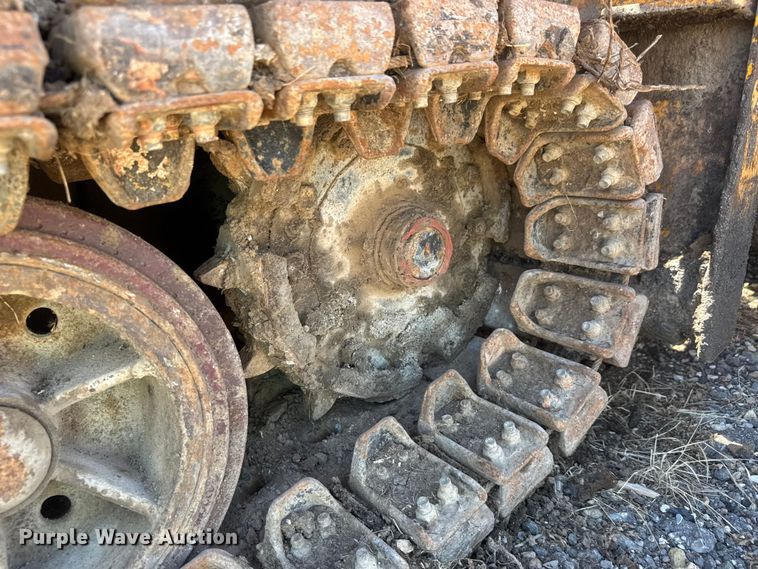 image for item MX9249 1995 Blaw Knox PF510 paver