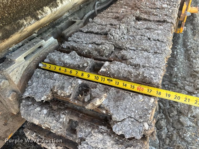 image for item MX9249 1995 Blaw Knox PF510 paver