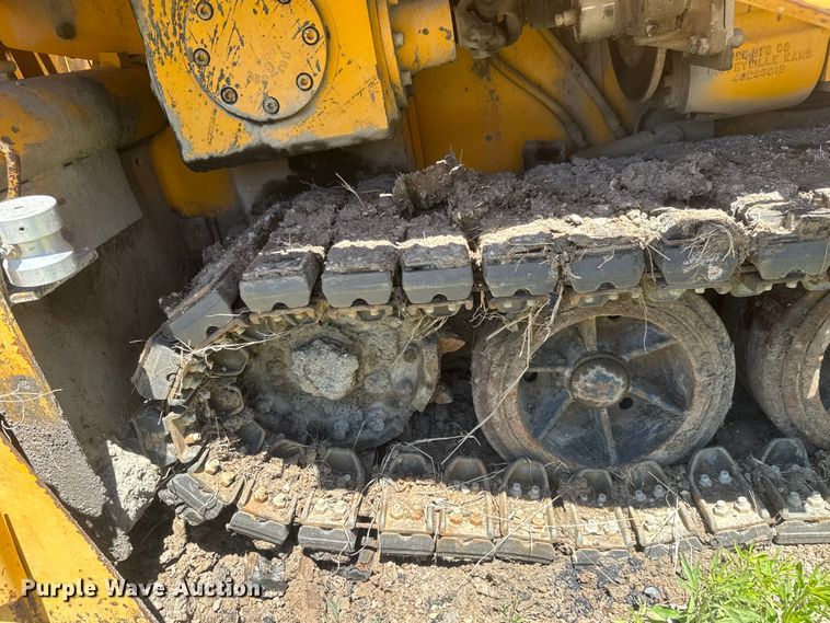 image for item MX9249 1995 Blaw Knox PF510 paver