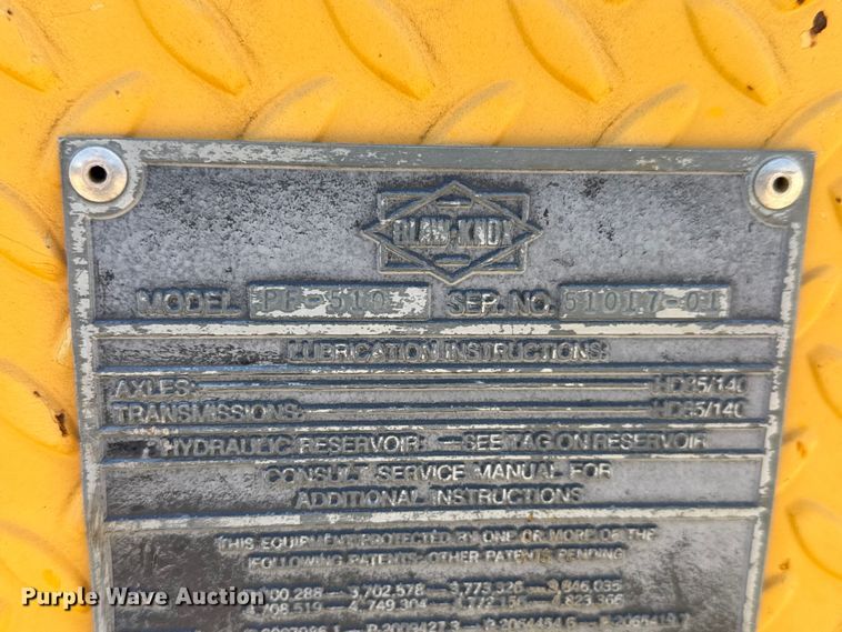 image for item MX9249 1995 Blaw Knox PF510 paver
