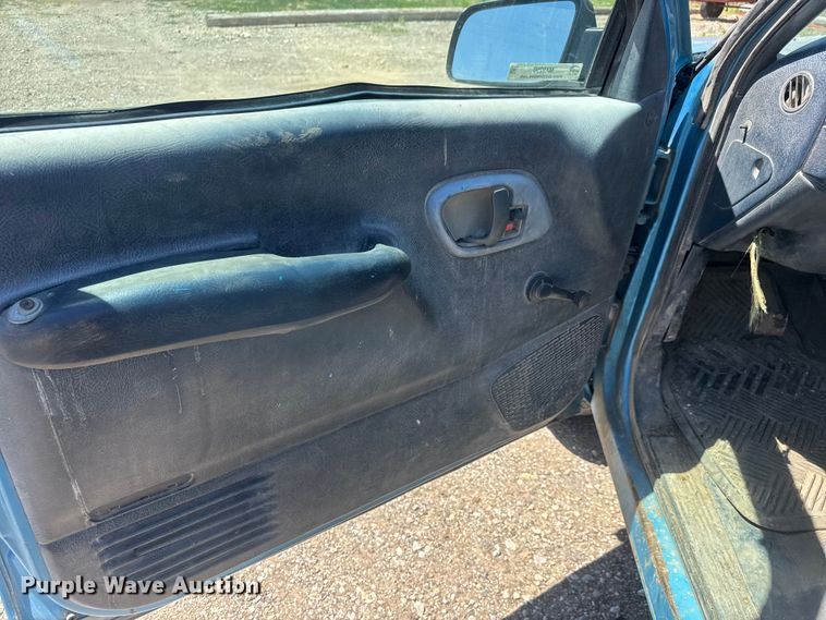 image for item MX9250 1995 Chevrolet 1500 pickup truck