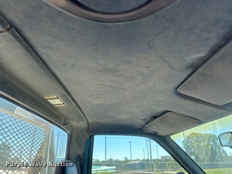 image for item MX9250 1995 Chevrolet 1500 pickup truck
