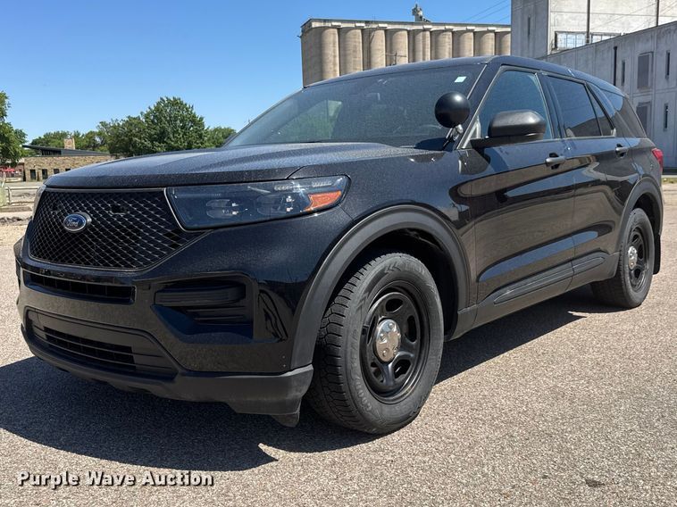 image for item MX9263 2023 Ford Explorer Police SUV