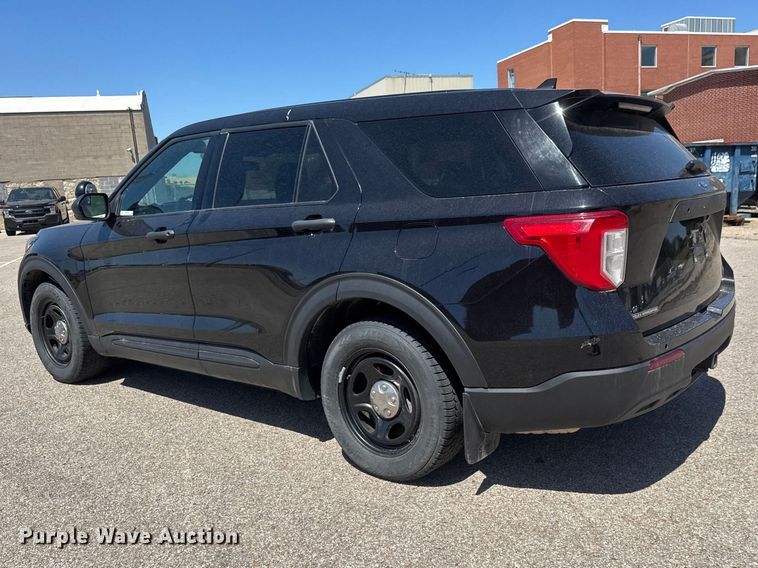 image for item MX9263 2023 Ford Explorer Police SUV