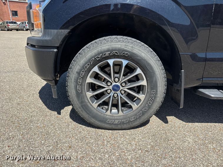 image for item MX9264 2020 Ford F150 Police Responder  Crew Cab pickup truck