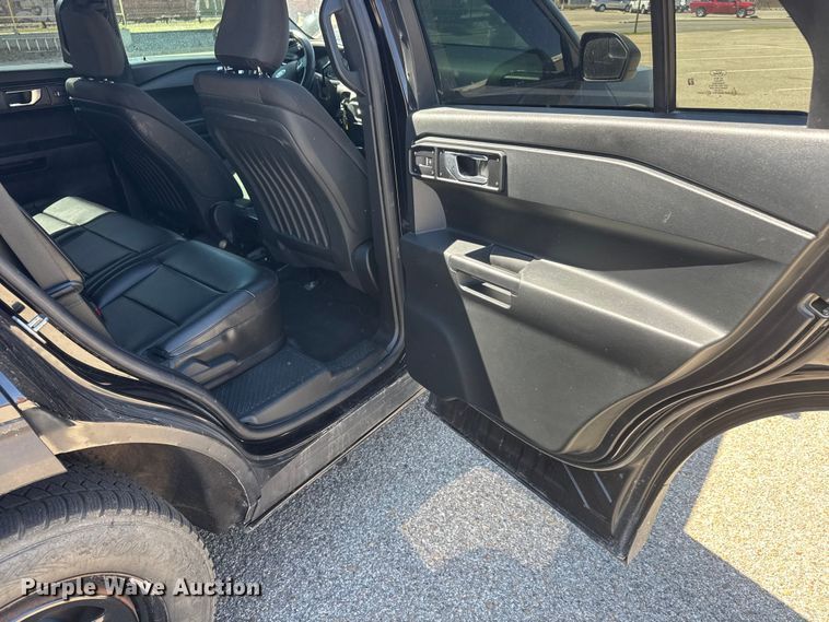 image for item MX9265 2020 Ford Explorer Police SUV