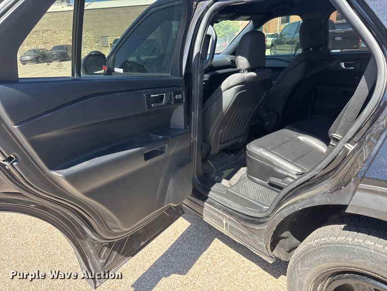 image for item MX9265 2020 Ford Explorer Police SUV