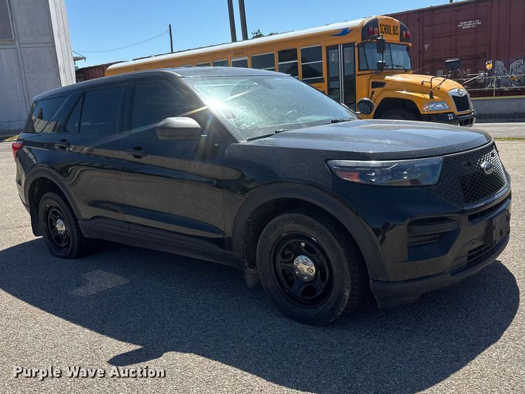 image for item MX9266 2023 Ford Explorer Police SUV