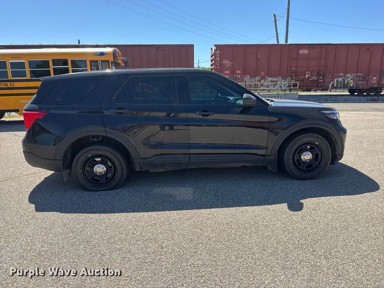 image for item MX9266 2023 Ford Explorer Police SUV