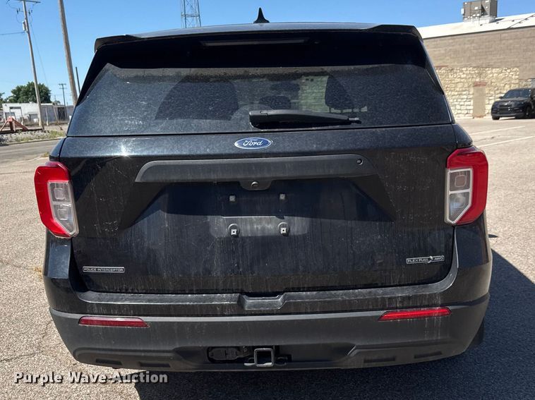 image for item MX9266 2023 Ford Explorer Police SUV