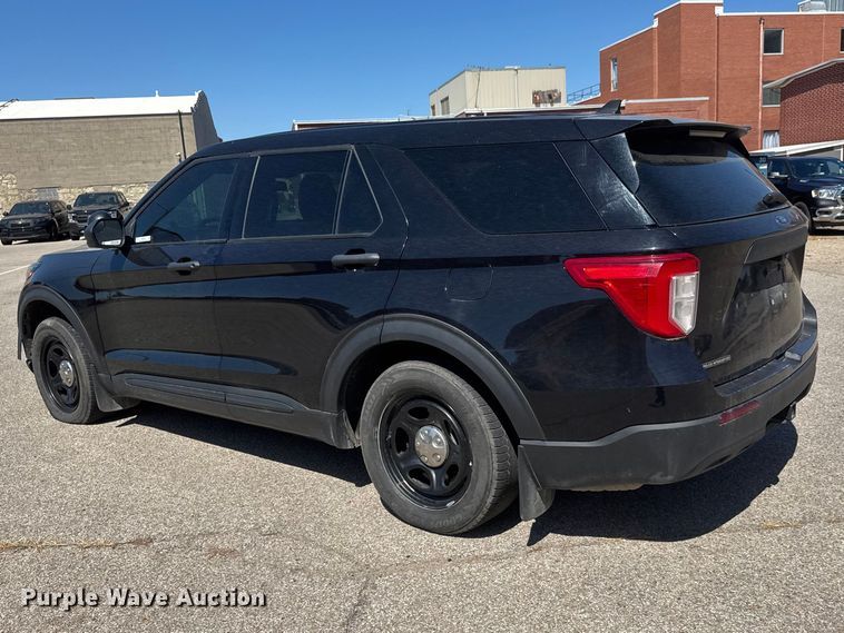 image for item MX9266 2023 Ford Explorer Police SUV