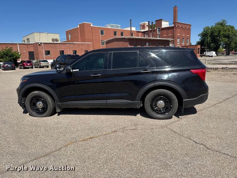 image for item MX9266 2023 Ford Explorer Police SUV