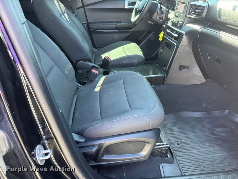image for item MX9266 2023 Ford Explorer Police SUV