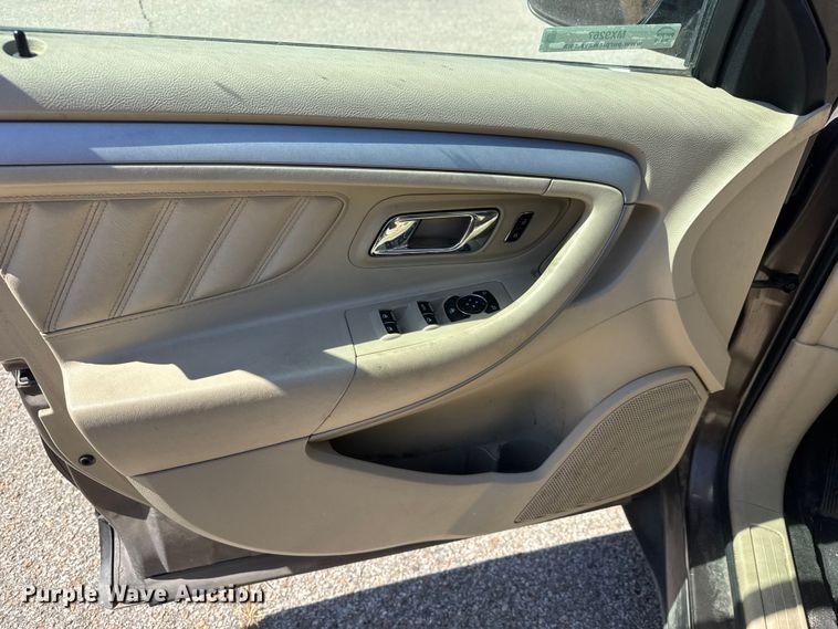 image for item MX9267 2016 Ford Taurus SEL 
