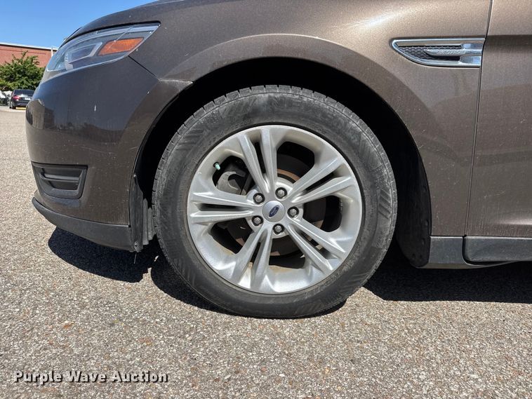 image for item MX9267 2016 Ford Taurus SEL 