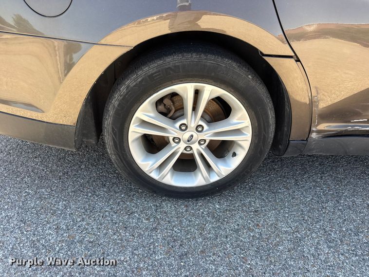 image for item MX9267 2016 Ford Taurus SEL 