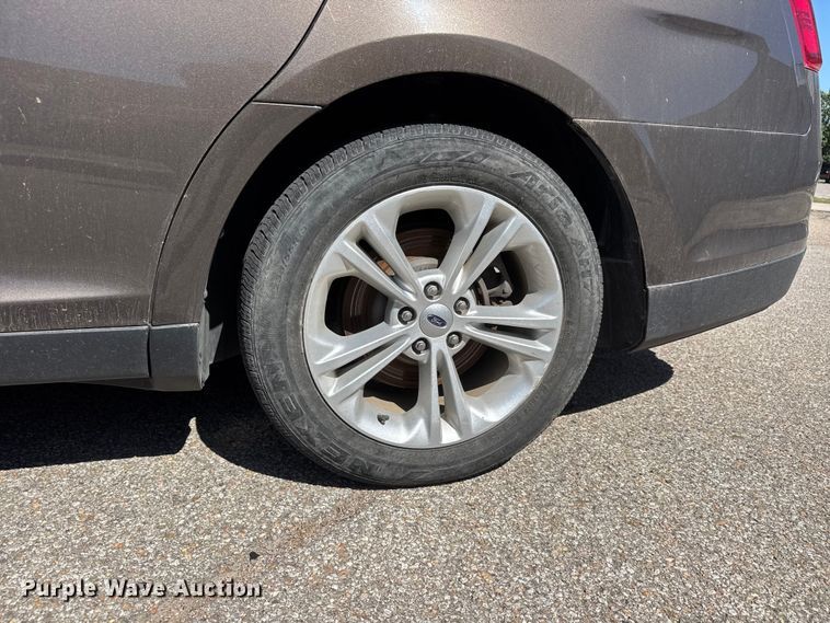 image for item MX9267 2016 Ford Taurus SEL 