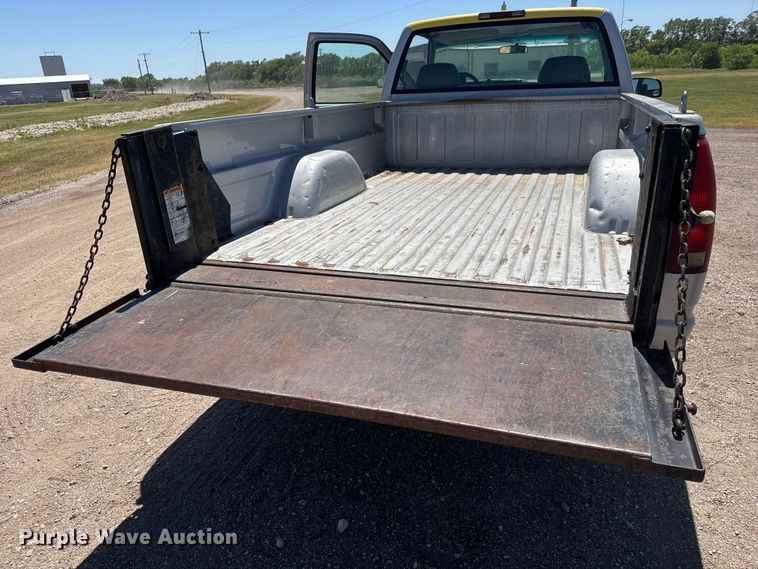 image for item MX9269 1996 Chevrolet Silverado 1500 pickup truck