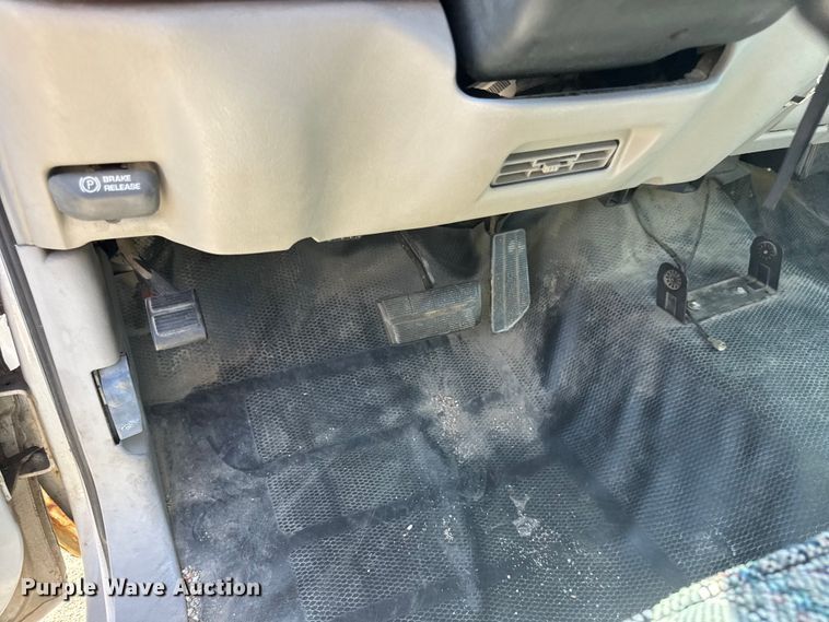 image for item MX9269 1996 Chevrolet Silverado 1500 pickup truck