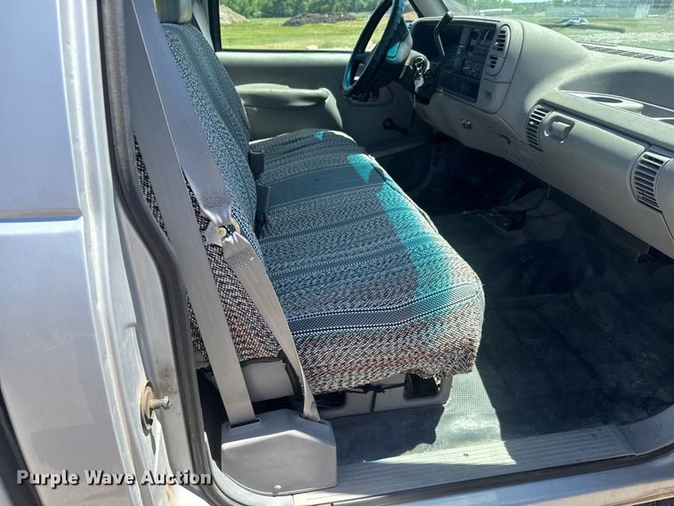 image for item MX9269 1996 Chevrolet Silverado 1500 pickup truck