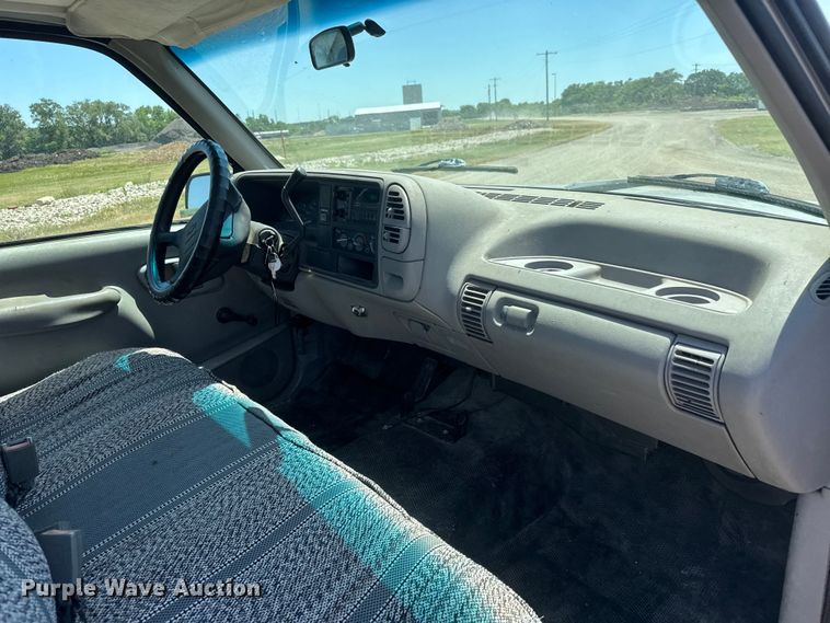 image for item MX9269 1996 Chevrolet Silverado 1500 pickup truck