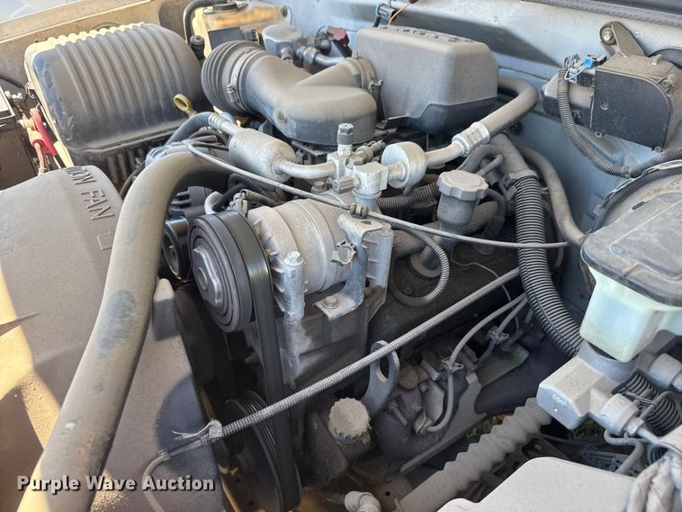 image for item MX9269 1996 Chevrolet Silverado 1500 pickup truck