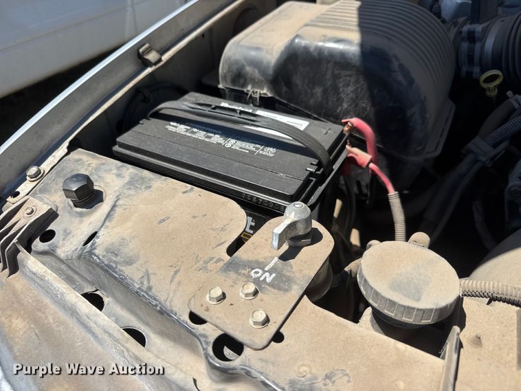 image for item MX9269 1996 Chevrolet Silverado 1500 pickup truck