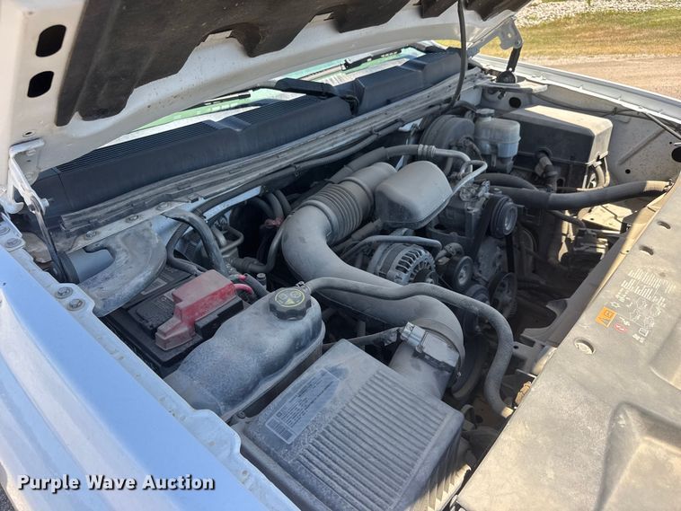 image for item MX9270 2013 Chevrolet Silverado 1500 pickup truck