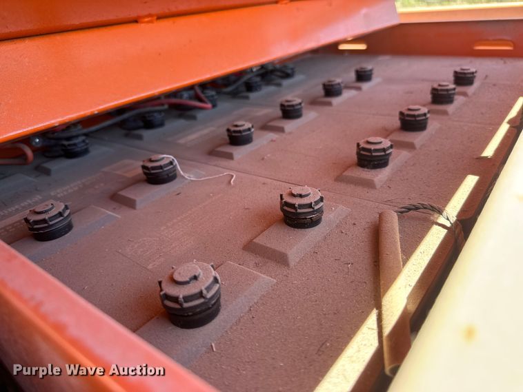 image for item MX9271 2007 Precision Solar Controls radar trailer