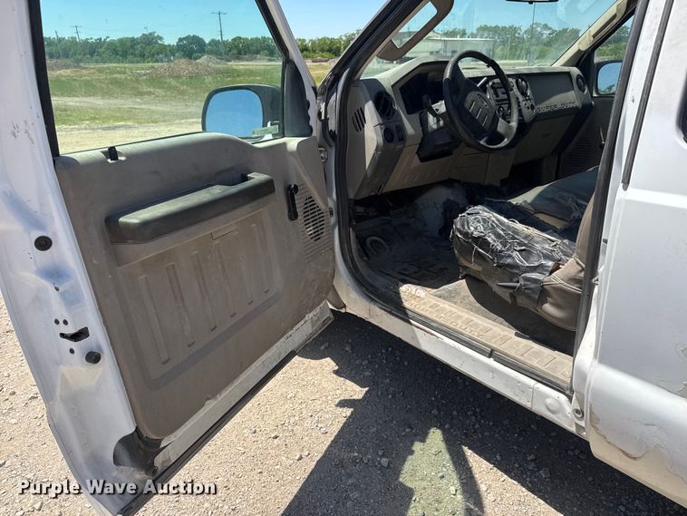 image for item MX9273 2008 Ford F250 Super Duty Ext. Cab pickup truck