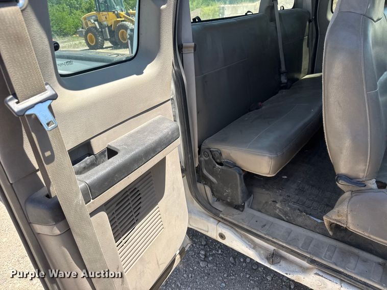image for item MX9273 2008 Ford F250 Super Duty Ext. Cab pickup truck