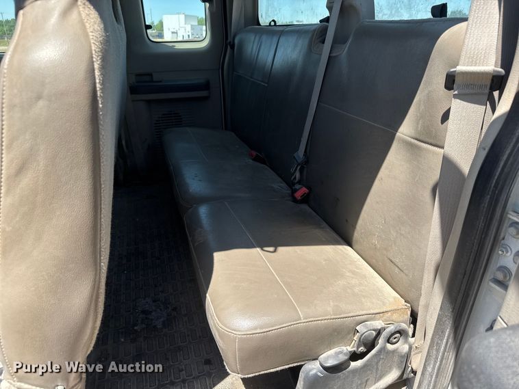 image for item MX9273 2008 Ford F250 Super Duty Ext. Cab pickup truck