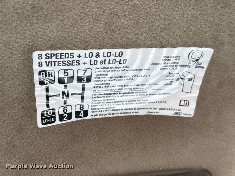image for item MX9274 2003 GMC C8500 truck cab and chassis