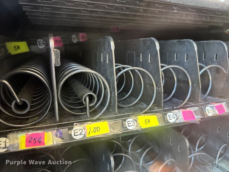 image for item MX9276 iVend 3129 vending machine