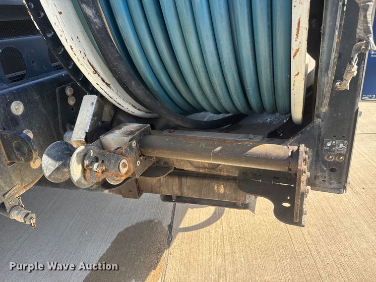 image for item MX9285 2014 Freightliner 114SD sewer jetter truck